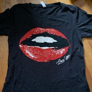 Black lips love you tee